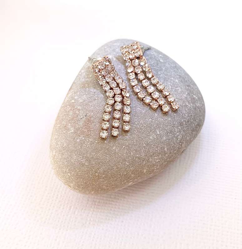 Earrings - 3 Strands Of Tassels, Dangly With White Stone Chips. Rose Gold Colour #ML1033 R225.00 ...