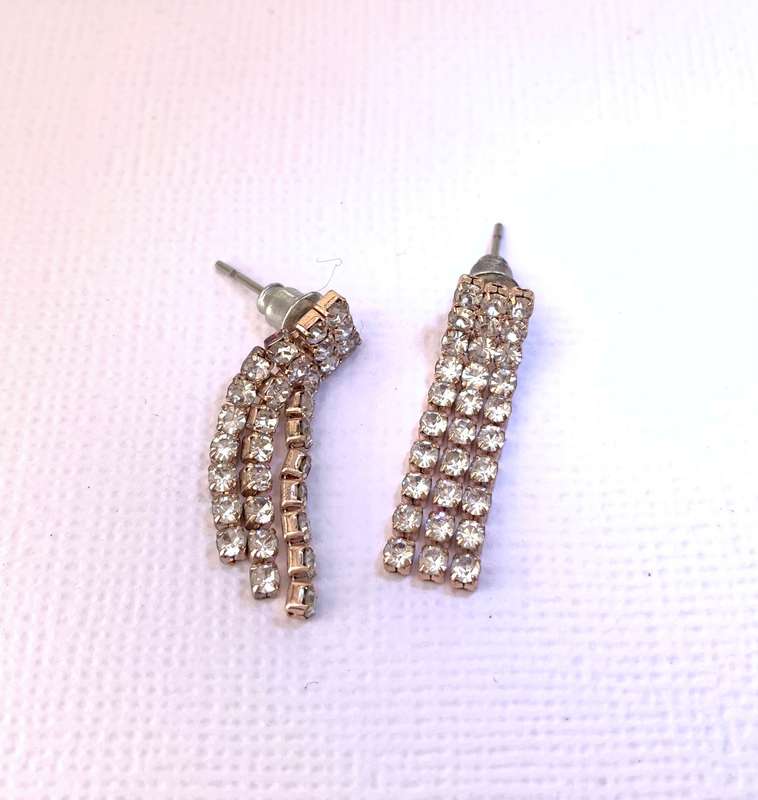 Earrings - 3 Strands Of Tassels, Dangly With White Stone Chips. Rose Gold Colour #ML1033 R225.00 ...