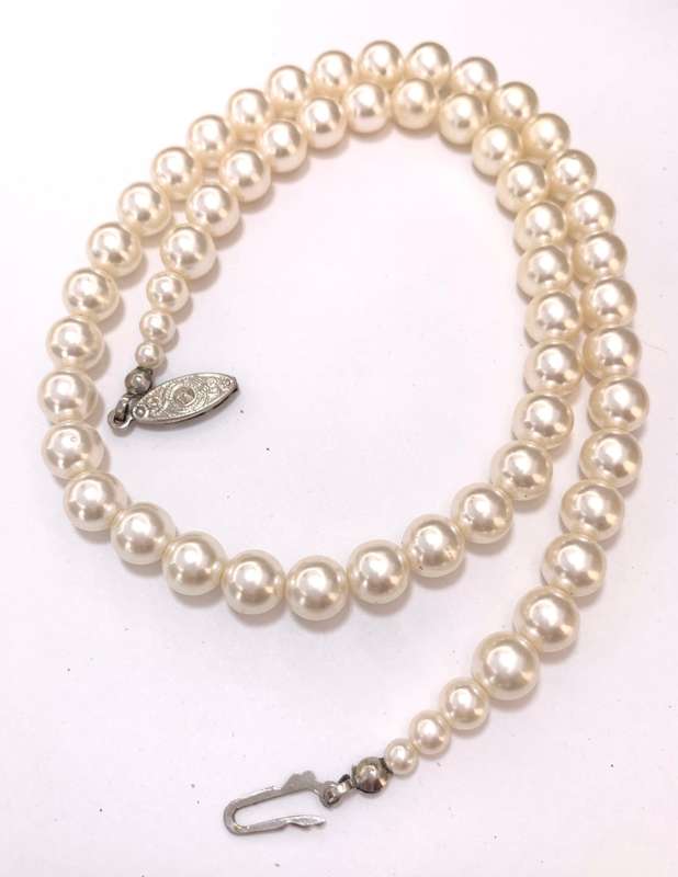 Necklace - Pearly Style Beads With Silver Colour Clasp #ML1069 R195.00 | Dimensions: 470mm L