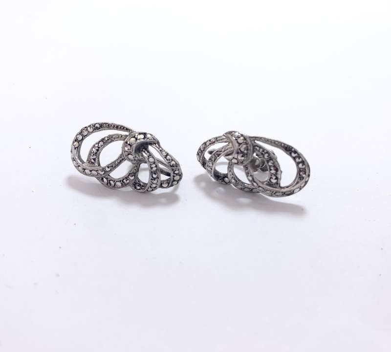 Earrings - Vintage Marcasite Screw-on Earrings #ML1080 R250.00 | Dimensions: 24mm x 13mm