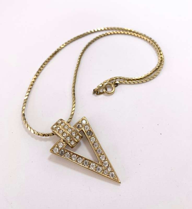 Pendant - Triangular Gold Colour With White Diamante Style Beads On Gold Colour Chain #ML1124 R32...