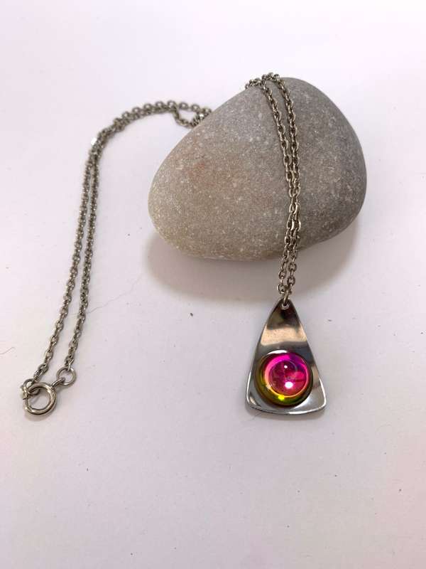 Pendant - Colour Changing Stone Set On Silver Colour Pendant, Silver Colour Chain #ML1133 R180.00...