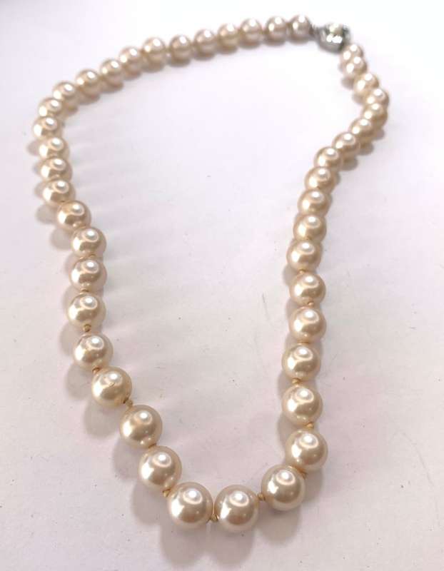 Necklace - Pearls With Silver Colour Clasp. Inscribed 'Metail' #ML1138 R295.00 | Dimensions: 440mm