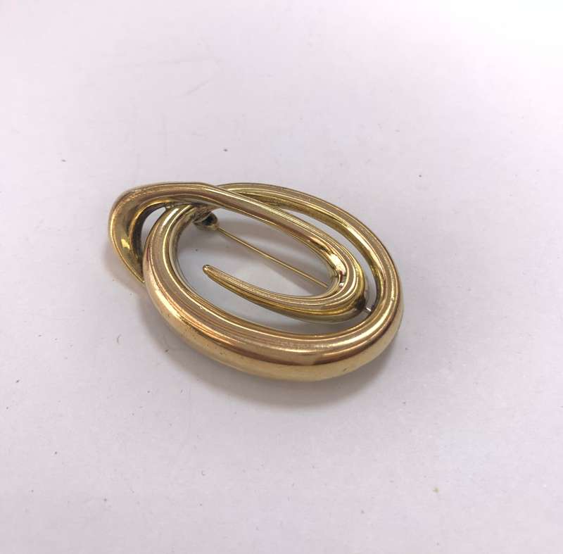 Brooch - Rolled Gold Swirl #ML1149 R195.00 | Dimensions: 45mm x 28mm