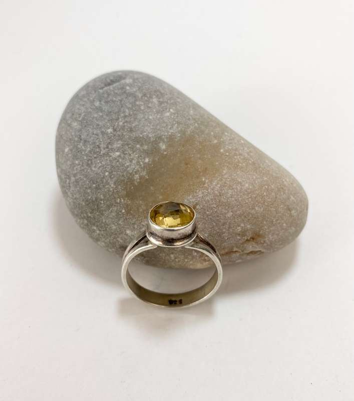 Ring - 925 Silver With Central Citrine Stone #ML1170 R695.00 | Dimensions: Stone 11mm D. Ring Size P