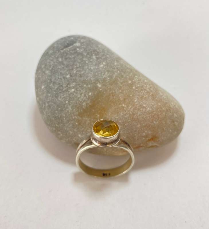 Ring - 925 Silver With Central Citrine Stone #ML1170 R695.00 | Dimensions: Stone 11mm D. Ring Size P