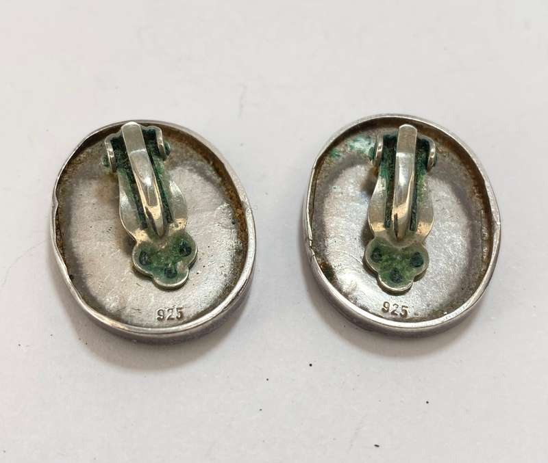 Earrings - 925 Silver Earrings With Gold Plated Inlay #ML1187 R495.00 | Dimensions: 27mm x 22mm