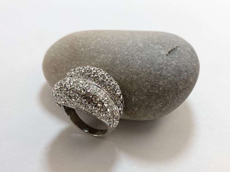 Ring - Double Bulb Shape With Diamante. Silver Colour #ML1240 R295.00 | Dimensions: Ring Size K