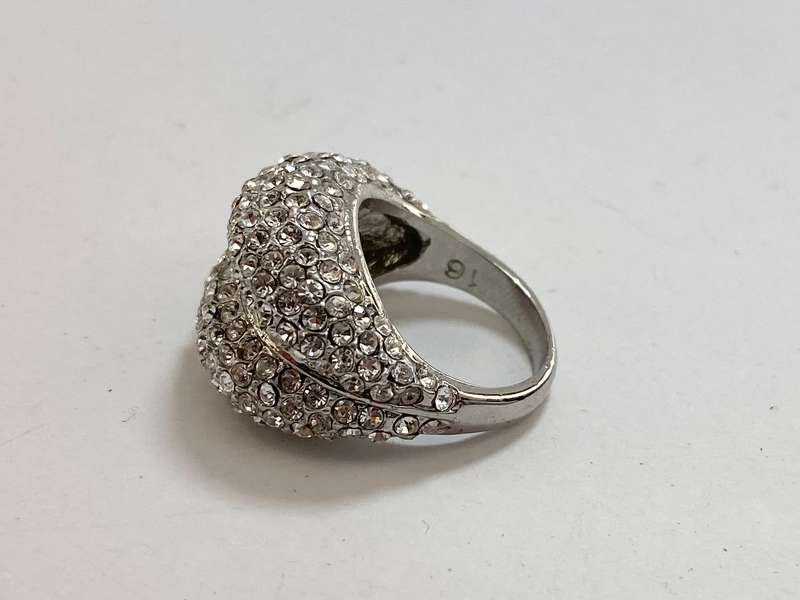 Ring - Double Bulb Shape With Diamante. Silver Colour #ML1240 R295.00 | Dimensions: Ring Size K