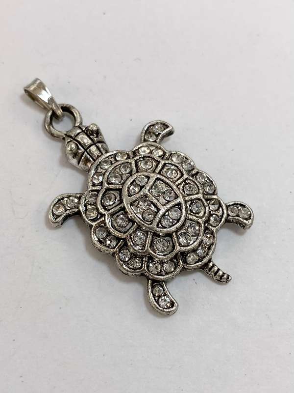 Pendant - Turtle With Diamante. Silver Colour #ML1248 R195.00 | Dimensions: 22mm x 40mm