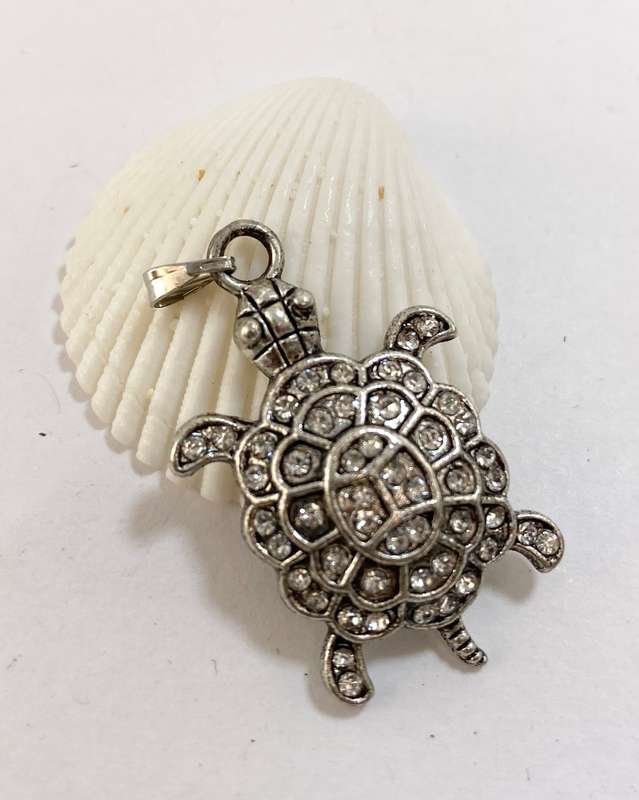 Pendant - Turtle With Diamante. Silver Colour #ML1248 R195.00 | Dimensions: 22mm x 40mm