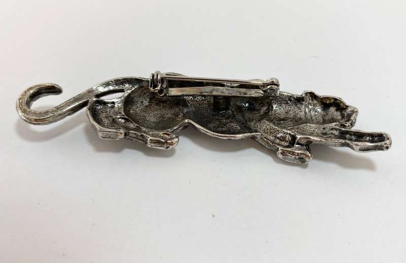 Brooch - Silver Colour Leopard