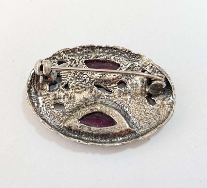 Brooch - Purple agate Stone & Detail. Silver Colour