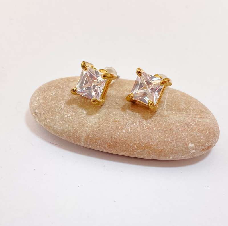Earrings - Square Shaped Stud With Square Clear Gemstone. Gold Colour #ML1314