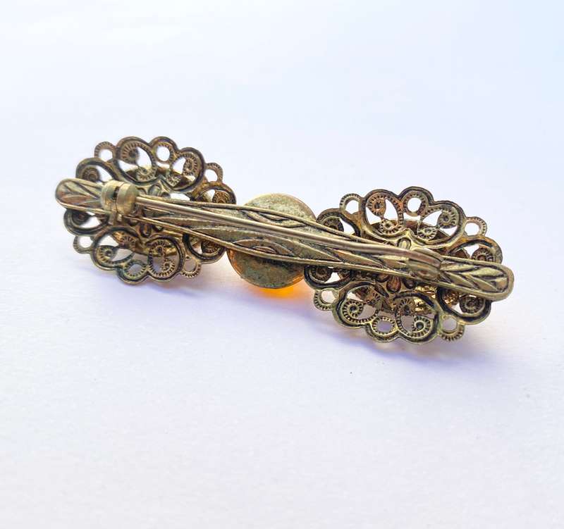 Brooch - Orange Centre Glass Bead and Mini Pearly Beads. Brass Colour #ML1329