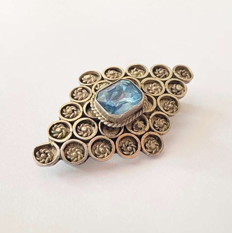 Brooch - Diamond Shape, Blue Centre Stone. Stamped Jerusalem Israel Sterling Silver #ML1414