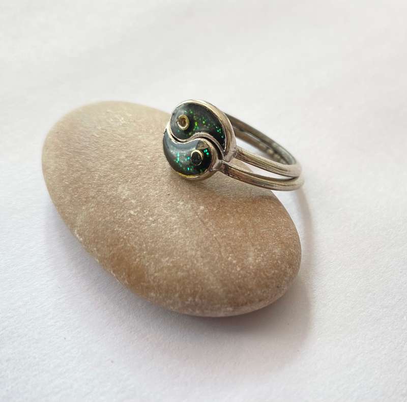 Rings - 2 x bands with matching Yin and Yang Designs. Green Colour Inlay. Silver Colour #ML1415