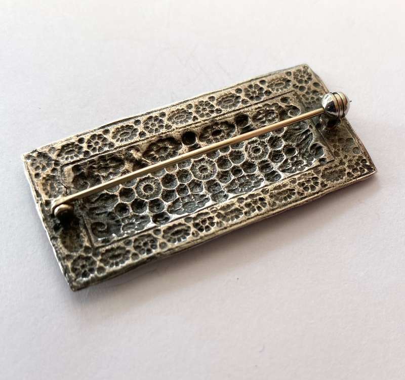 Brooch - Silver Rectangle With Flower Pattern #ML1422