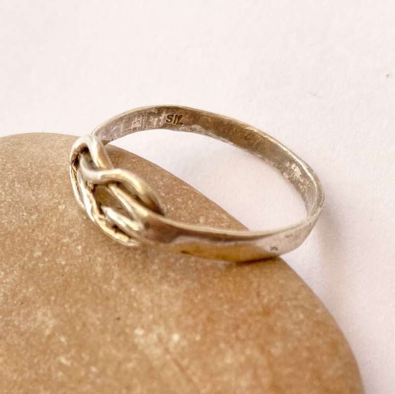 Ring - Silver Band With Reef Knot Design #ML1441