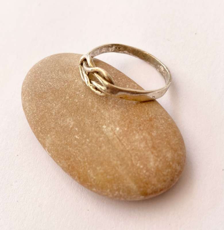 Ring - Silver Band With Reef Knot Design #ML1441