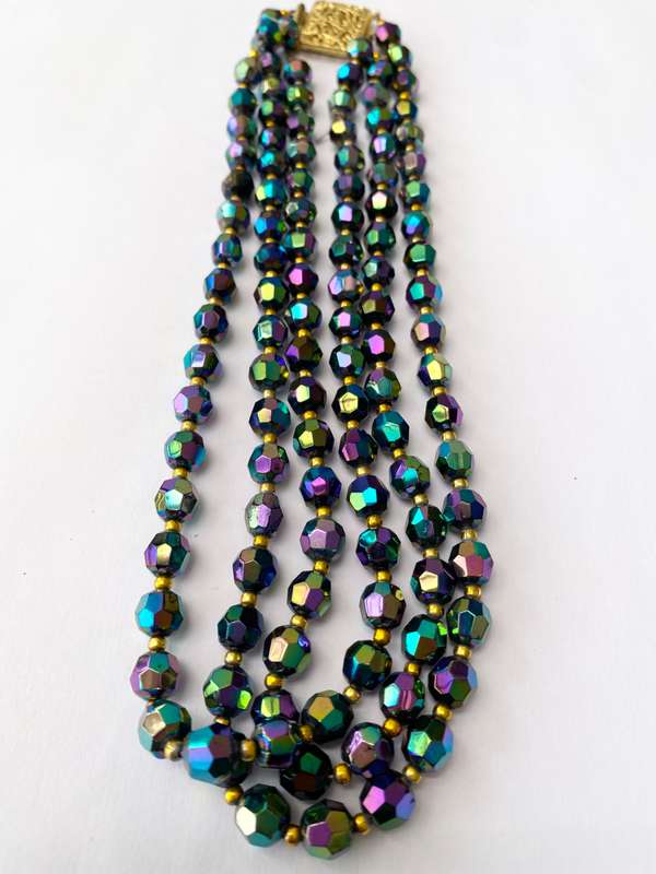 Necklace - Vintage Chromatic Beads With Gold Colour Clasp #ML1447