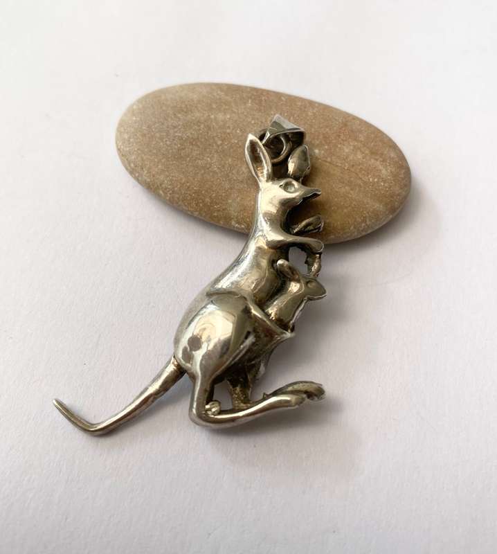 Pendant - Vintage 925 Mexican Silver Kangaroo. Made In Taxico Mexico #ML1450