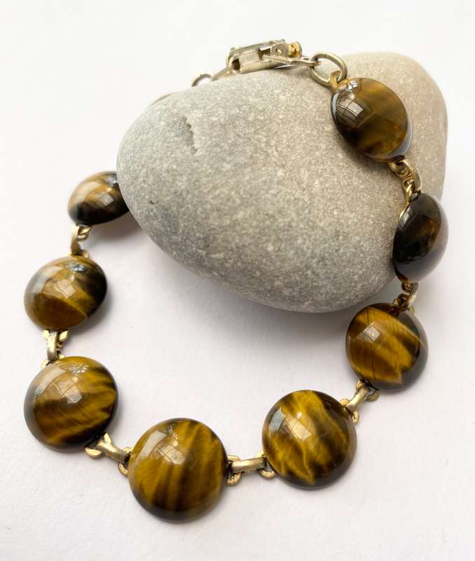 Bracelet - Tigers Eye Stones on Gold Coloured Links #ML1456