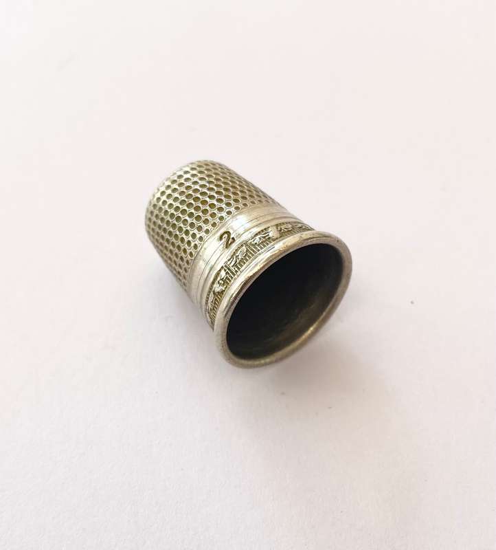 Antiques and Collectibles - Vintage Nickel Silver Thimble. Size 2. #ML1524