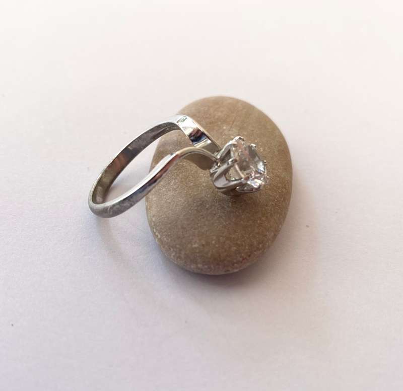 Ring - Silver Ring Offset, Clear Crystal In Crown Setting. 925 Silver #ML1525
