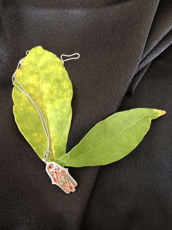 Necklace - .925 Silver Hamsa on Chain with Small Red & White Stones #ML085