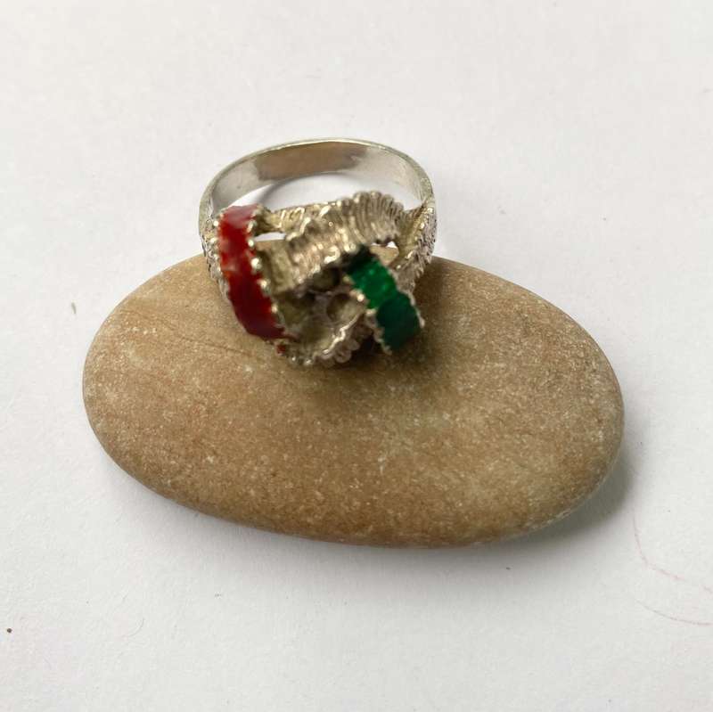 Ring - Silver Band With Intertwined Rows - Silver, Red and Green Strips #ML1557