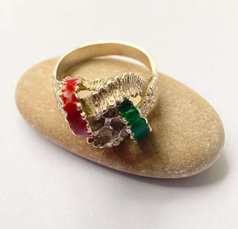 Ring - Silver Band With Intertwined Rows - Silver, Red and Green Strips #ML1557