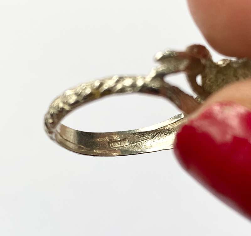 Ring - Sterling Silver Central Snake Head With Tail Along Band #ML1562