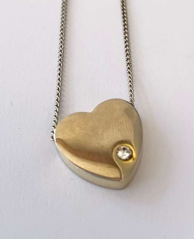 Necklace - Heart Pendant on Chain. Silver Colour. Heart Has Single Diamante #ML1571
