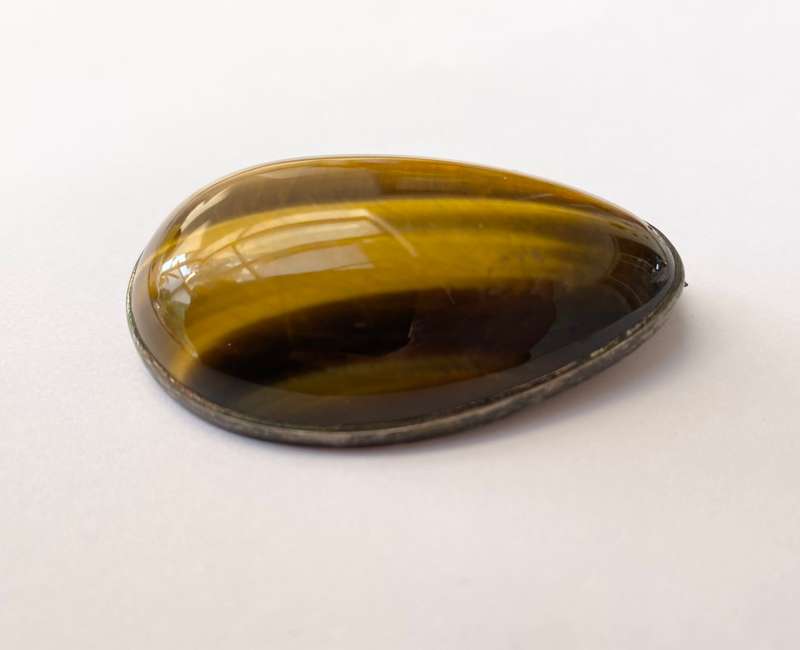 Pendant - Combination Pendant/Brooch. Oval Tigers Eye With Silver Surround #ML1581
