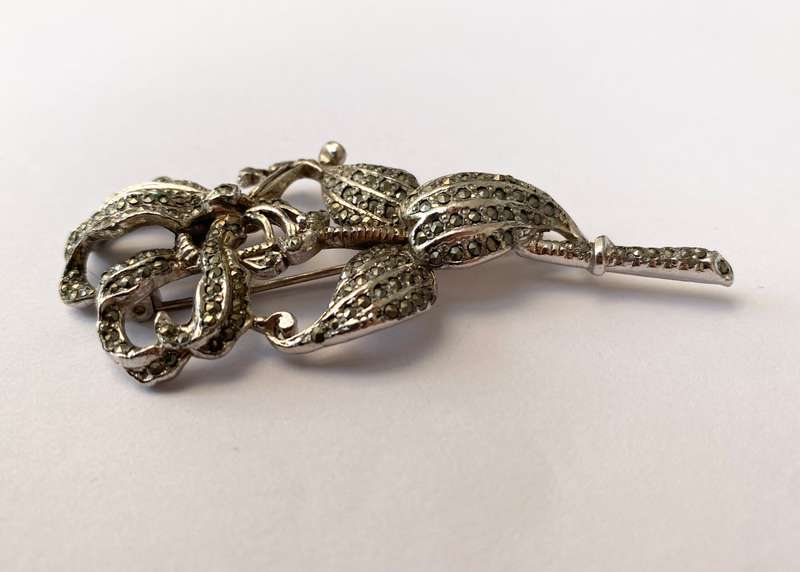 Brooch - Vintage Silver Plated Marcasite Flower Design #ML1582