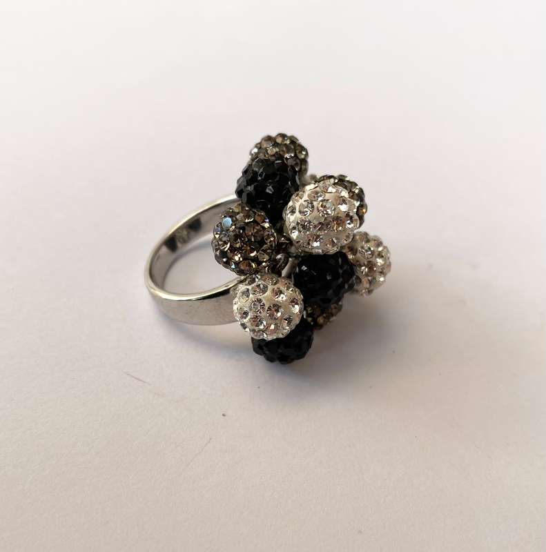 Ring - 925 Silver Band With Cluster of Silver and Black Balls With Diamante #ML1586