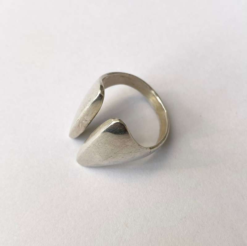 Ring - Sterling Silver Ring With Split Top #ML1589