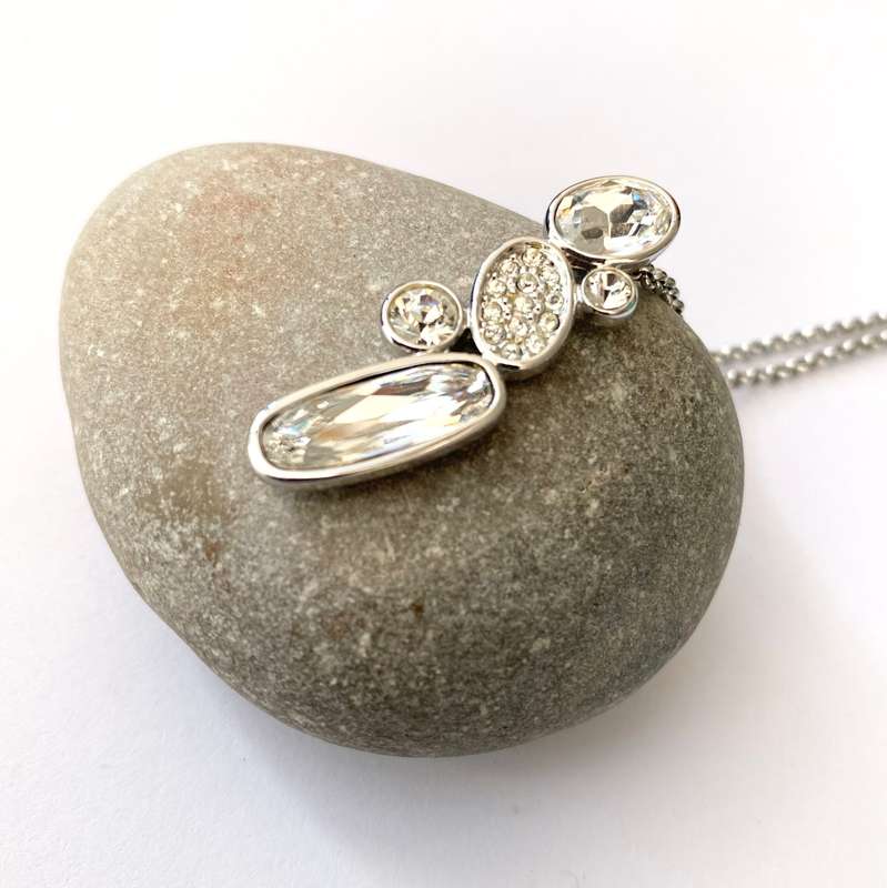 Necklace - Swarovski Chain With Irregular Size Crystal Pendants #ML1597