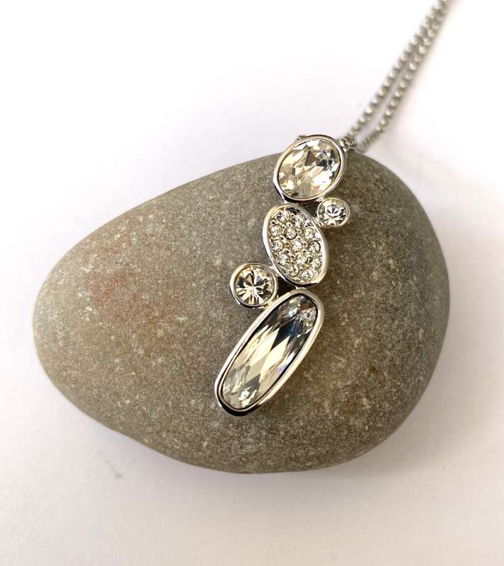 Necklace - Swarovski Chain With Irregular Size Crystal Pendants #ML1597