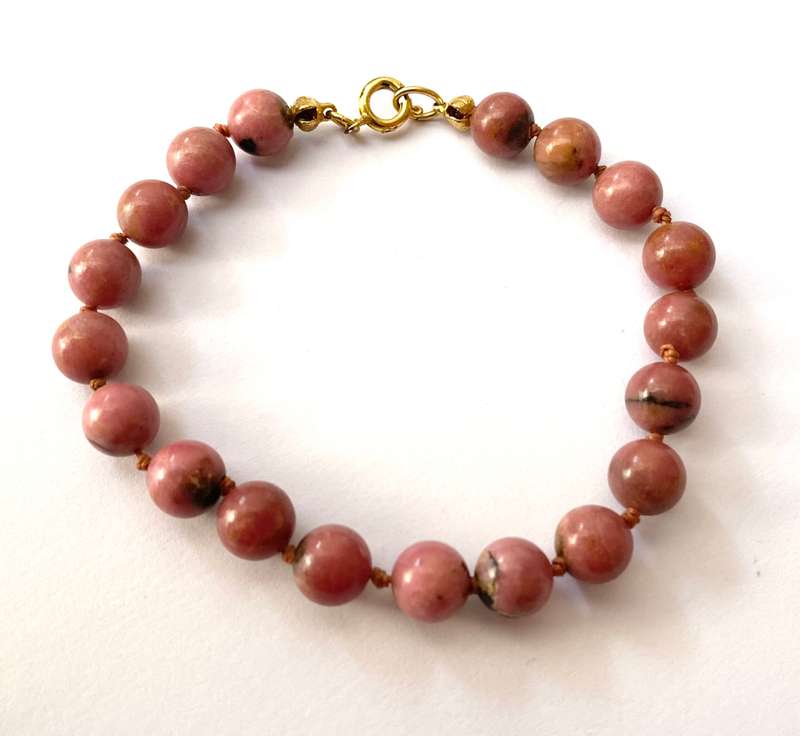 Bracelet - Dusty Pink Coloured Semi-precious stones On Thin Rope. Gold Colour Clasp #ML1609