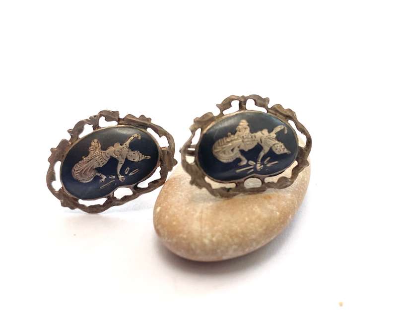 Earrings - Vintage Sterling Silver Screw-Ons. Made In Siam With Siam Dancer #ML1635