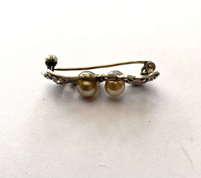 Brooch - Sterling Silver Marcasite Floral Design Brooch With 2 Champagne Pearls In Centre. Pin is...