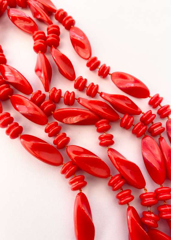 Necklace - Vintage Style With Irregular Shape Red Beads #ML1649