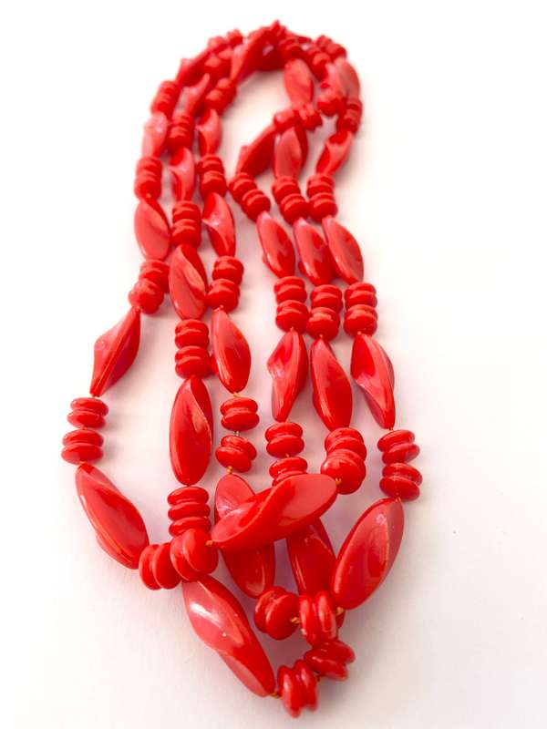 Necklace - Vintage Style With Irregular Shape Red Beads #ML1649