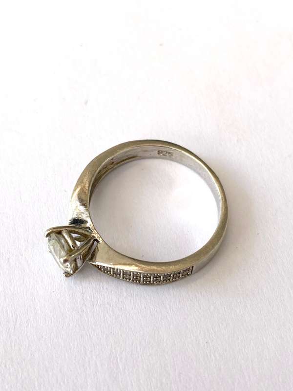 Ring - 925 Sterling Silver Band With Centre White Stone and Smaller White Stones on Either Side #...