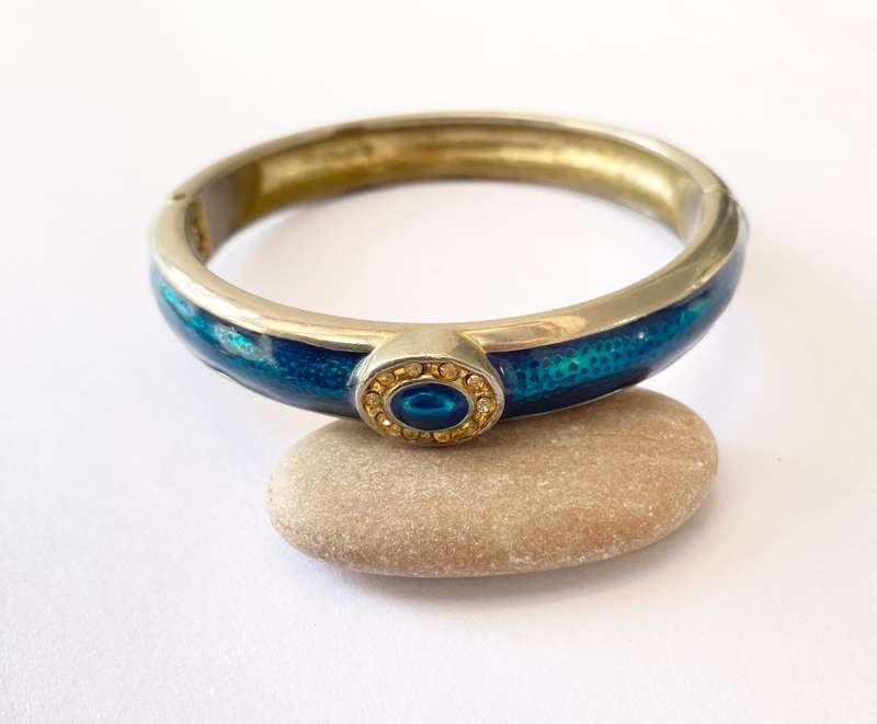 Bracelet - Metal Bangle With Spring Closing. Turquoise Inlay With Silver and Diamante Surrounding...