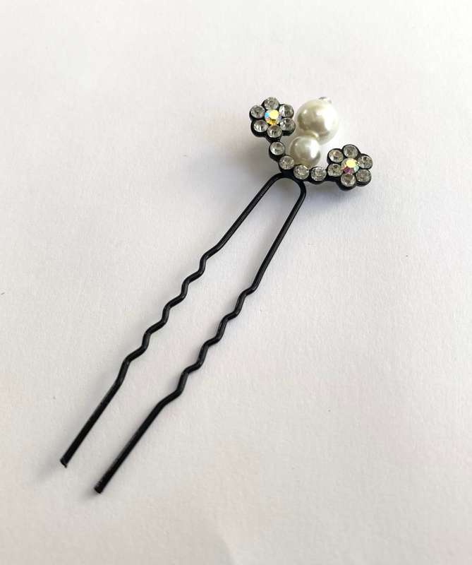 Set - Black Beaded Dragonfly Brooch With Clear Stones and Hair Pin With Flower Diamante and Pearl...