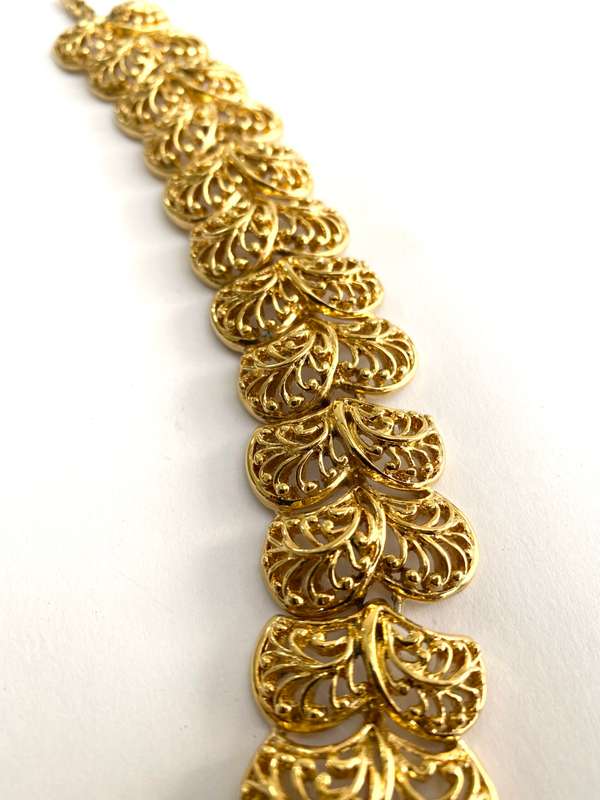 Bracelet - Vintage Shell Shape 'Napier' Brand. Gold Plated. PAT 4774743 #ML1700