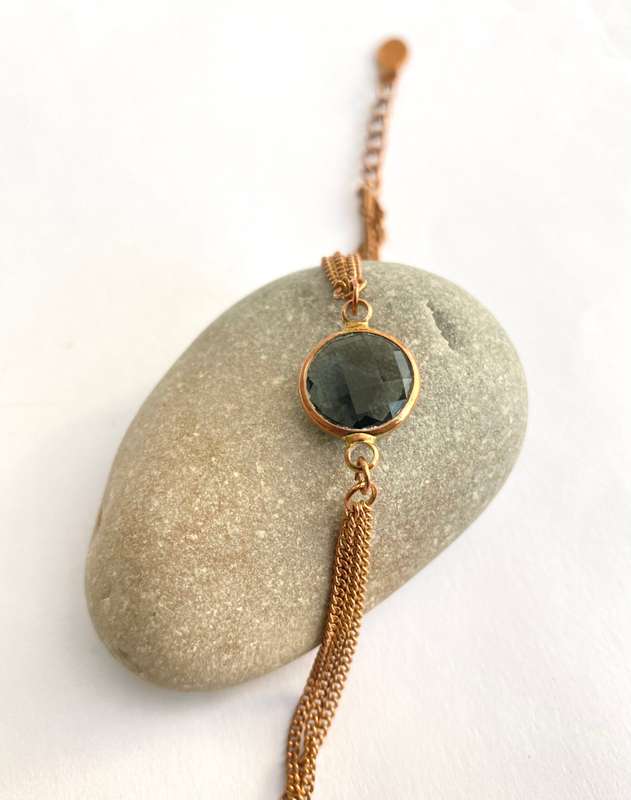 Bracelet - 2 Strand Chain With Blue Faceted Crystal In Centre. Rose Gold Colour. ALDO Brand #ML1704